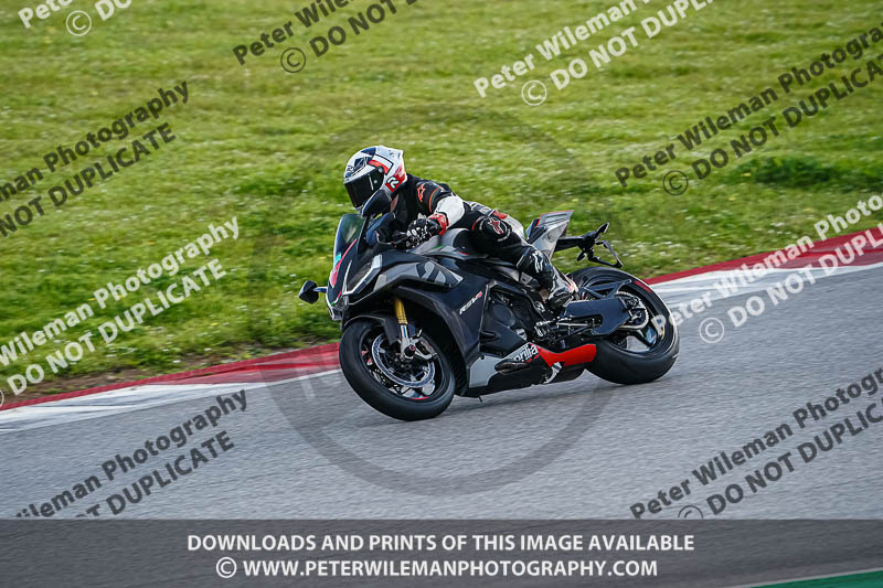 motorbikes;no limits;peter wileman photography;portimao;portugal;trackday digital images